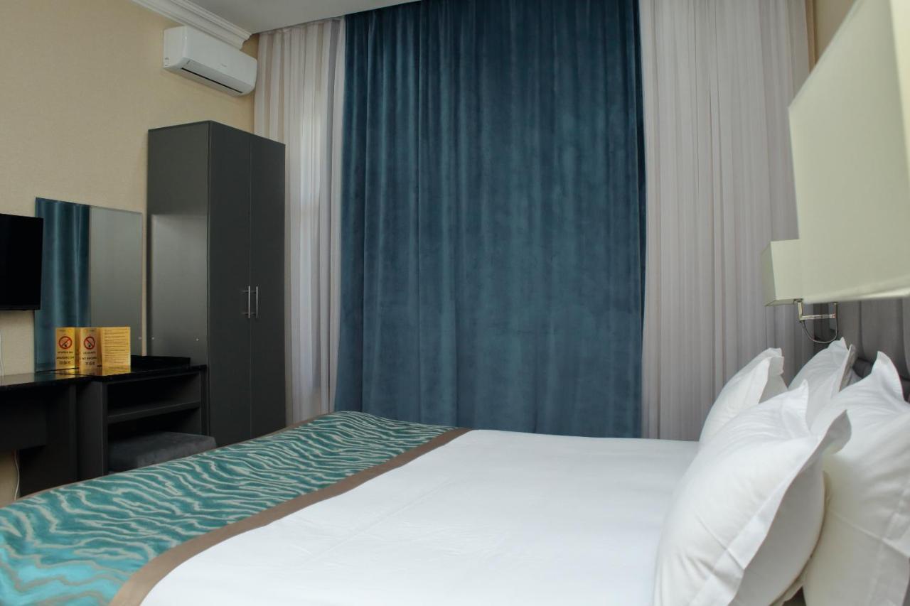 Golden Hotel Бишкек Экстерьер фото