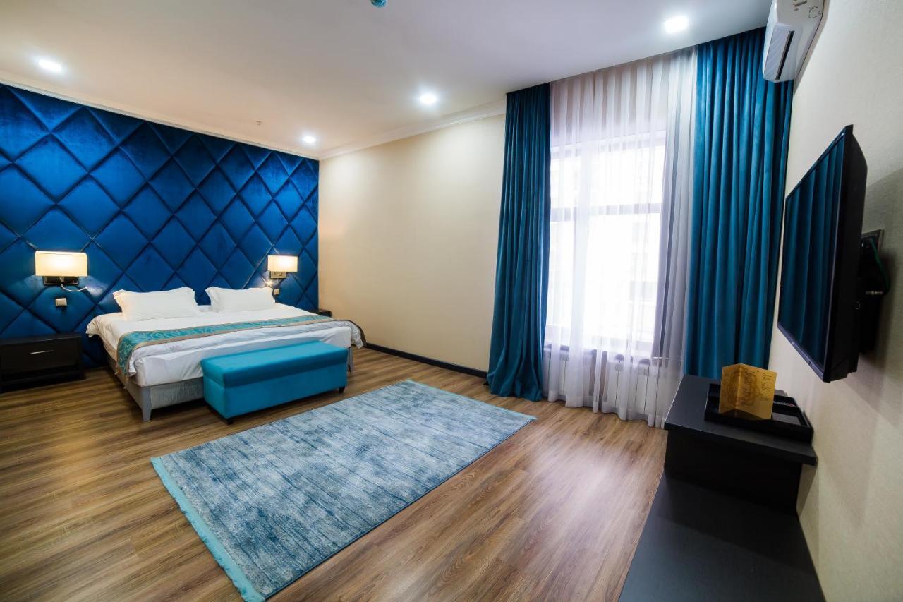 Golden Hotel Бишкек Экстерьер фото