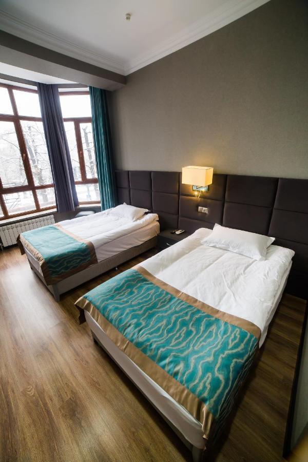 Golden Hotel Бишкек Экстерьер фото